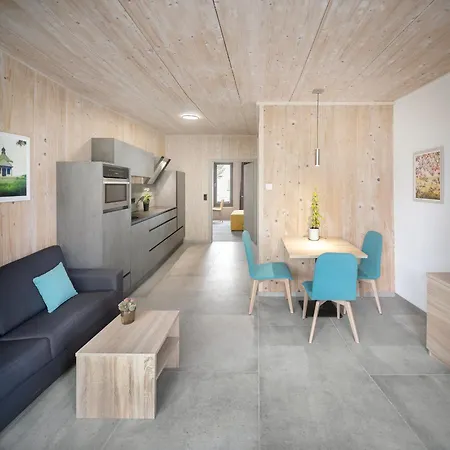 Im Vogelgesang W2 Apartment
